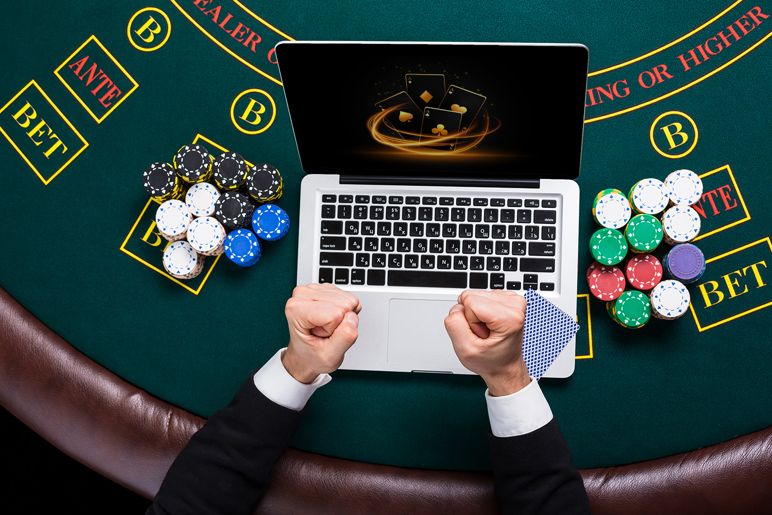 A Step-by-Step Guide On How To Deal Blackjack Online